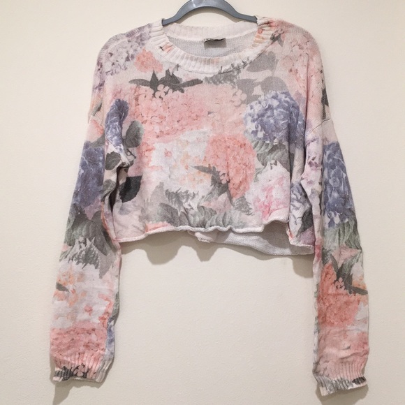 NWOT Show Me Your Mumu Cropped Varsity KnitSweater - Picture 3 of 11